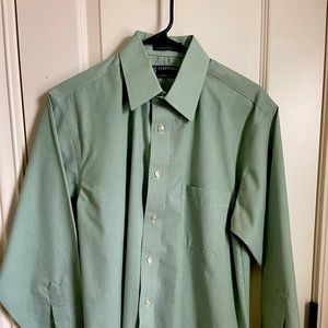 Men’s Stafford green shirt, neck 15.5